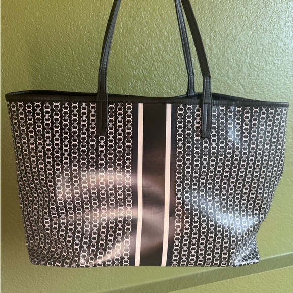 Tory Burch Black and White Patterned Tote - Picture 3 of 7
